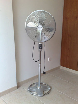 REGALO Ventilador de pie