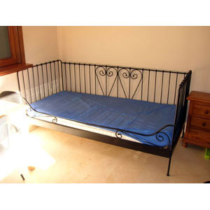 REGALO Cama hierro Ikea con colchón REGALO Cama hierro Ikea con colchón