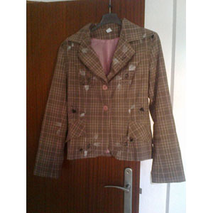 REGALO traje chica talla 38 REGALO traje chica talla 38