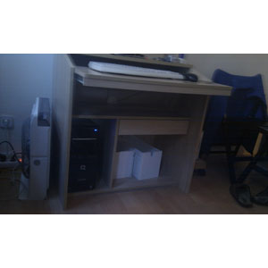 REGALO mesa de ordenador 4