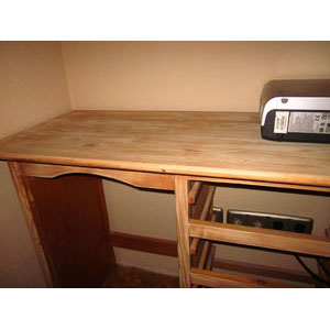 REGALO mesa escritorio con 4 cajones 2