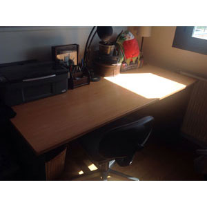 REGALO Se regala mesa de escritorio,cama de 90,silla y estantería ikea REGALO Se regala mesa de escritorio,cama de 90,silla y estantería ikea