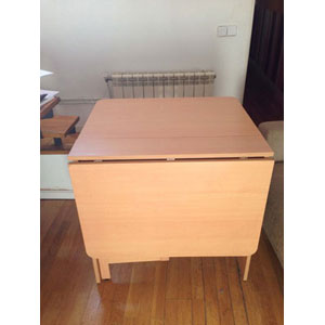 REGALO mesa plegable en perfecto estado.  2