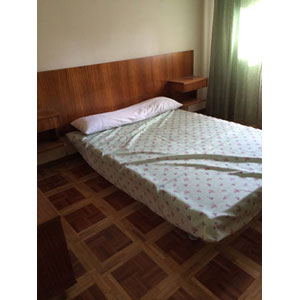 REGALO Conjunto de cabecero y mesillas REGALO Conjunto de cabecero y mesillas