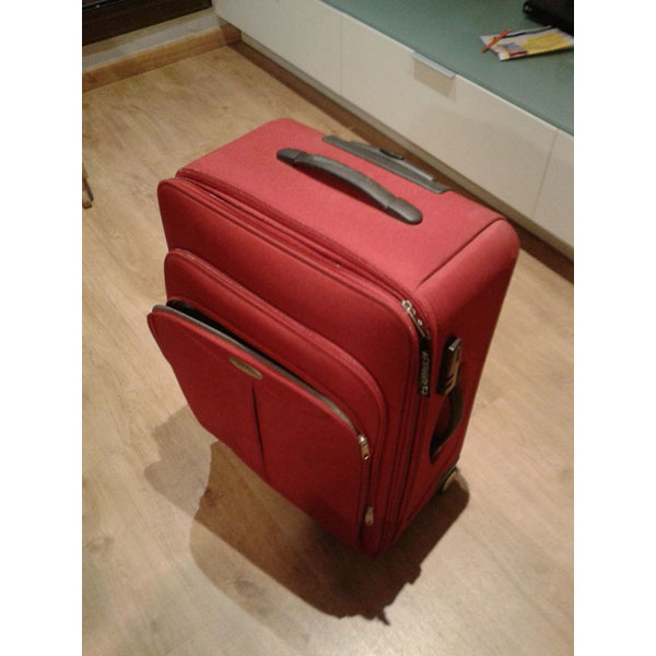 REGALO Maleta grande REGALO Maleta grande