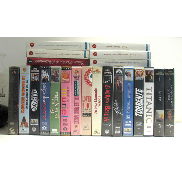 REGALO Lote de películas y curso de restauración en VHS.