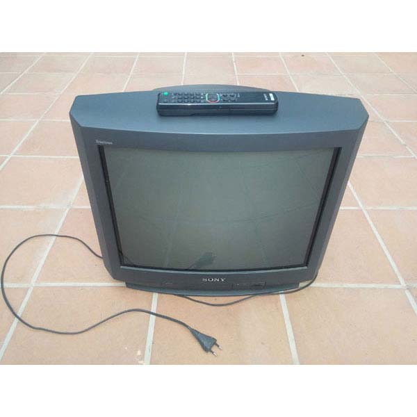 REGALO Televisor de tubo de 20 pulgadas (formato 4x3) 1