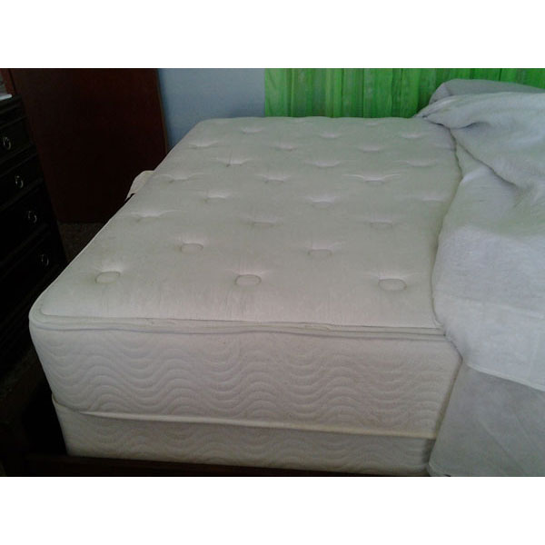 REGALO juego de matress queen en excelentes condiciones. REGALO juego de matress queen en excelentes condiciones.