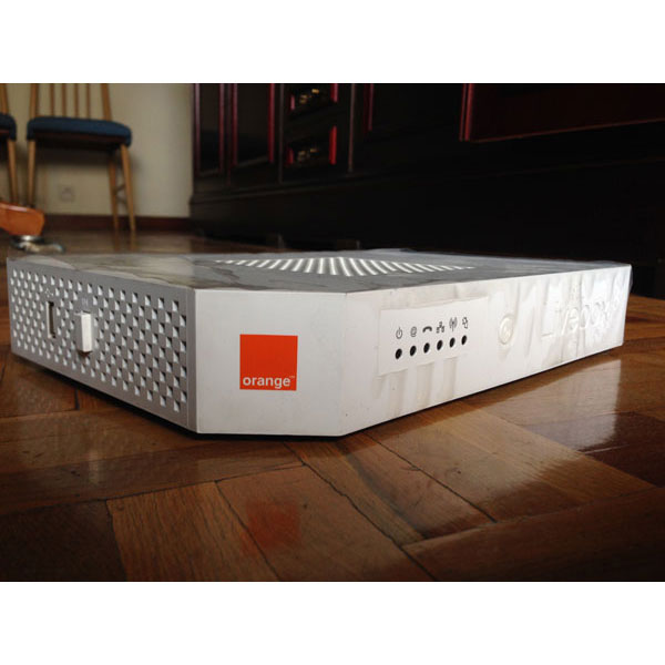 REGALO router Livebox WiFi Orange REGALO router Livebox WiFi Orange