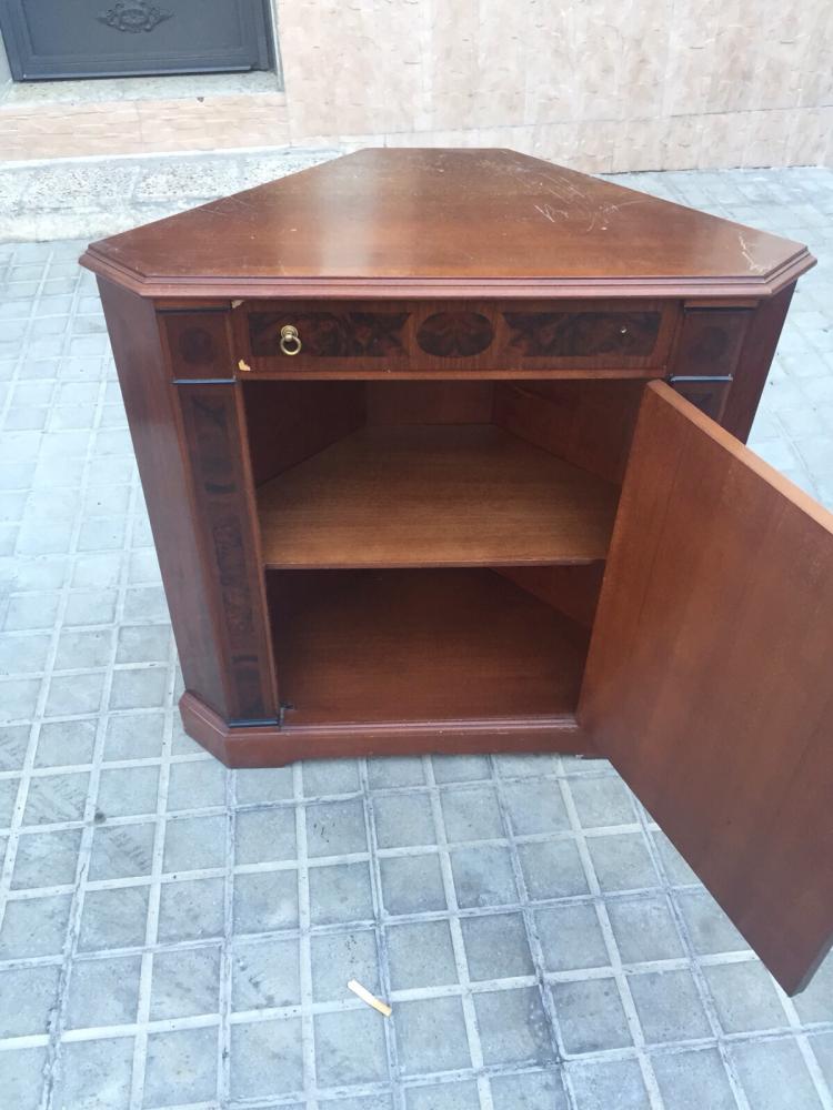 REGALO mueble esquinero  2