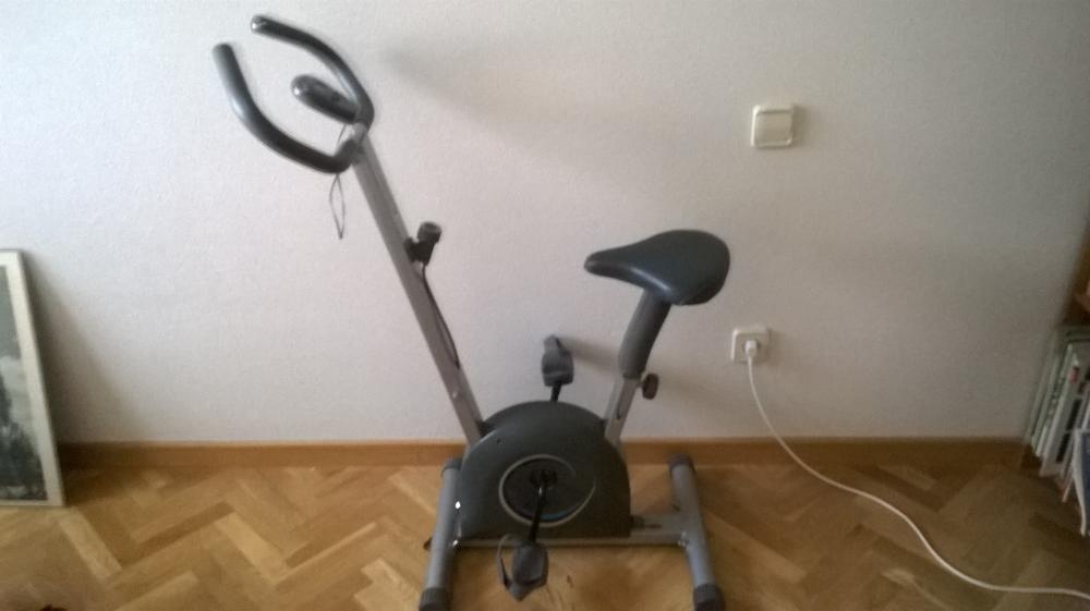 REGALO Bicicleta est tica Cups Basic 3.10