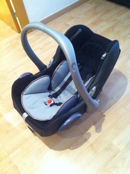 REGALO Sillita para el coche Maxi-Cosi CabrioFix grupo 0+ REGALO Sillita para el coche Maxi-Cosi CabrioFix grupo 0+