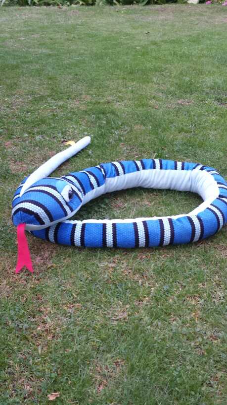 REGALO boa de peluche para nio de familia sin ingresos.