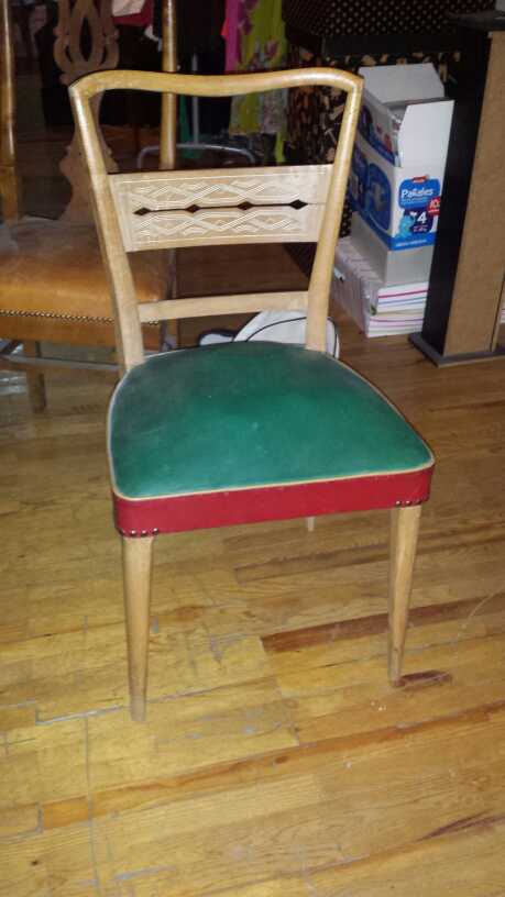 REGALO tresillo (silln +2 butacas + sillas) y mesa 3