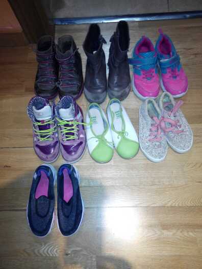 REGALO zapatos nia 28-29-30