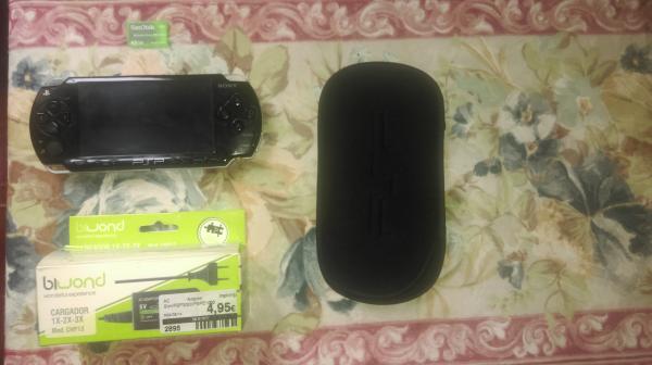 CAMBIO consola PSP SLIM con accesorios CAMBIO consola PSP SLIM con accesorios