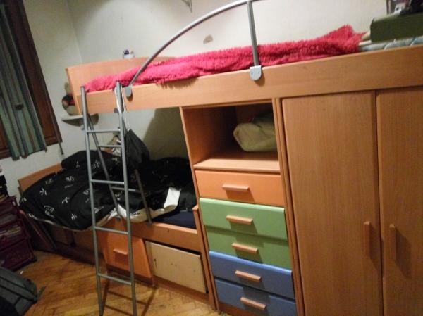 REGALO Dormitorio infantil cama tren en Barakaldo