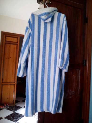 REGALO Dono Albornoz 100% algodon talla 14 4