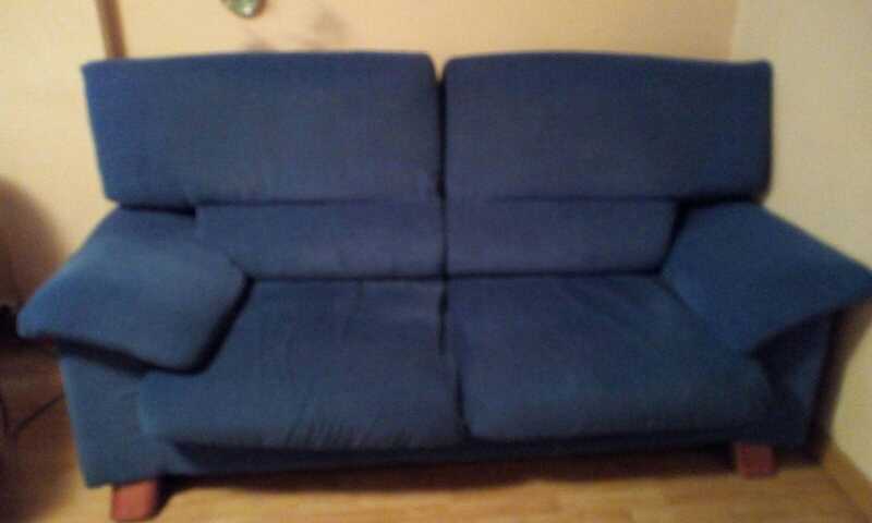REGALO Sofá de tres plazas REGALO Sofá de tres plazas