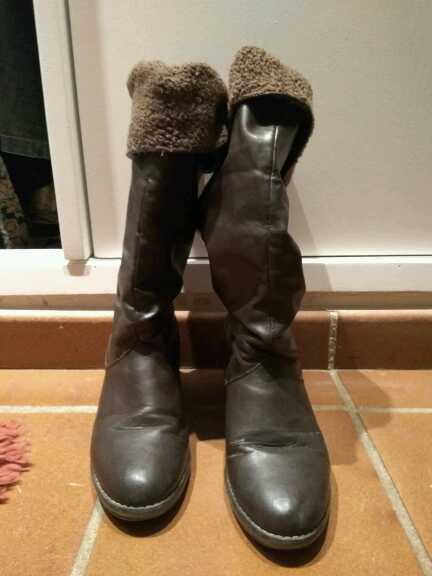 REGALO Botas material sinttico T40 1