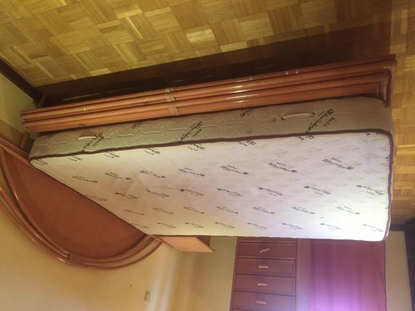 REGALO Cama de matrimonio con cabecero y mesillas de bambú REGALO Cama de matrimonio con cabecero y mesillas de bambú