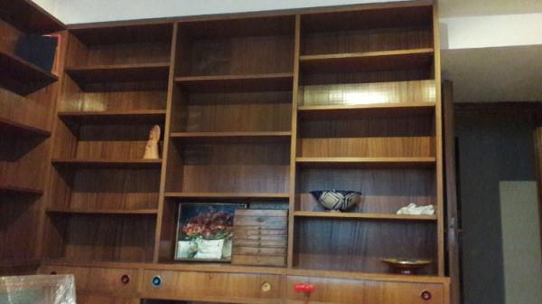 REGALO Libreria de madera.