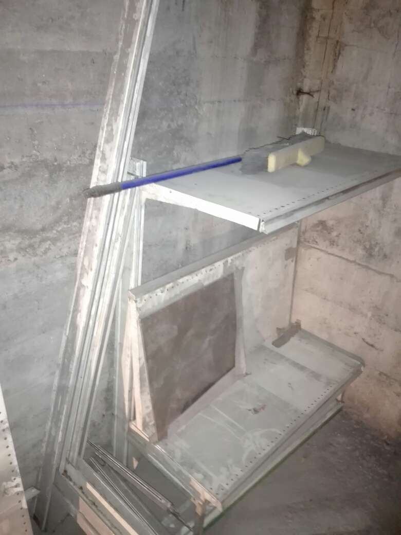 REGALO estantería REGALO estantería