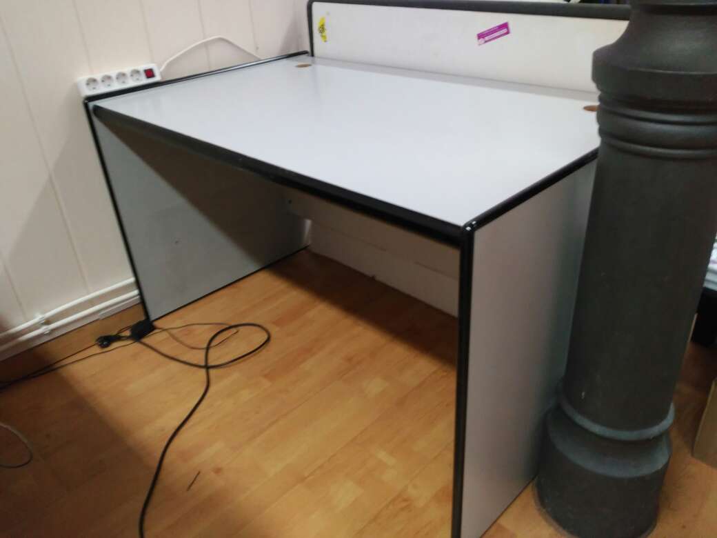 REGALO mesa despacho gris 4