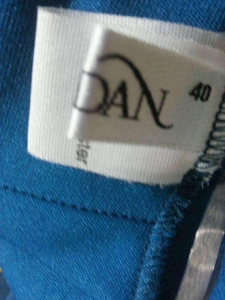 REGALO Hanger Hanging Oil Blue Dress 4