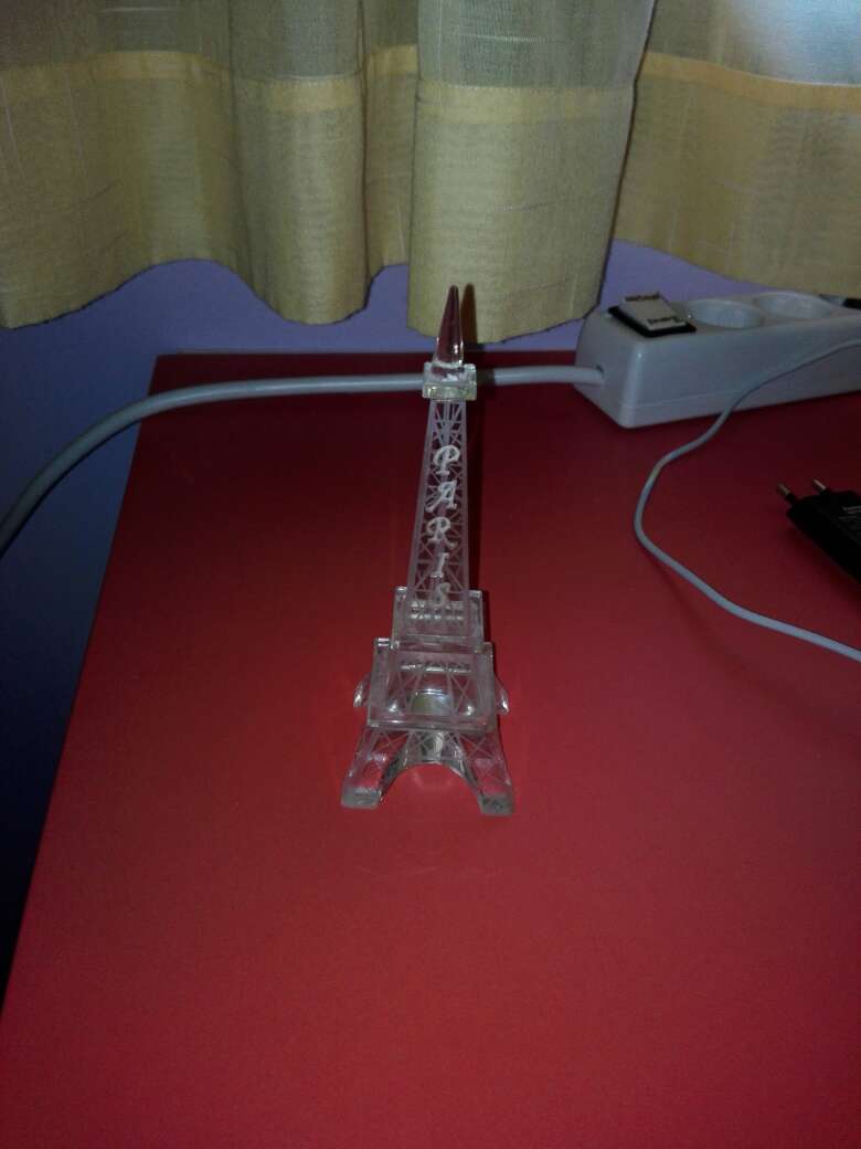 REGALO torre ifel de cristal REGALO torre ifel de cristal