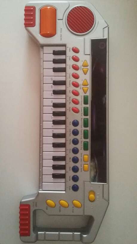 REGALO Piano infantil (CREO que funciona)