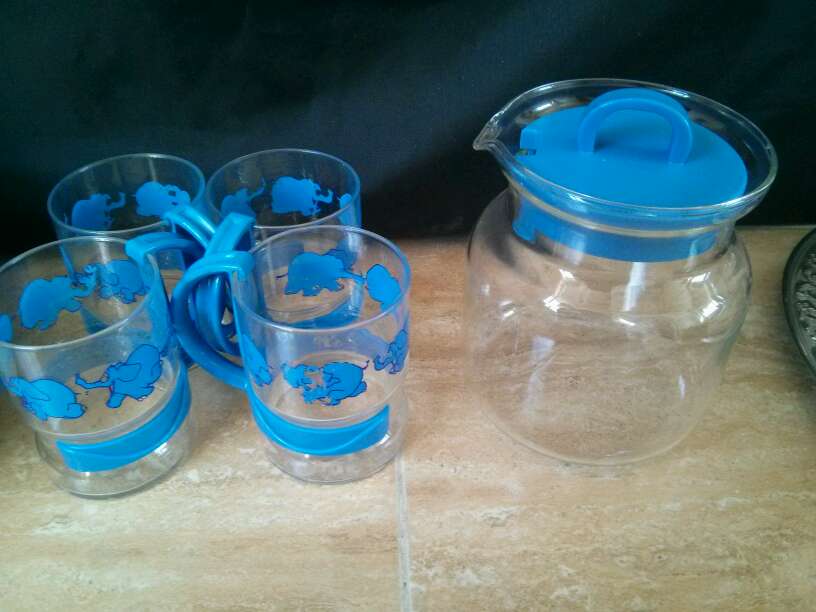 REGALO tazas y jarra REGALO tazas y jarra