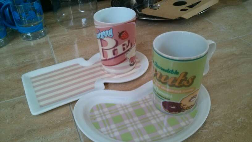 REGALO tazas con plato REGALO tazas con plato