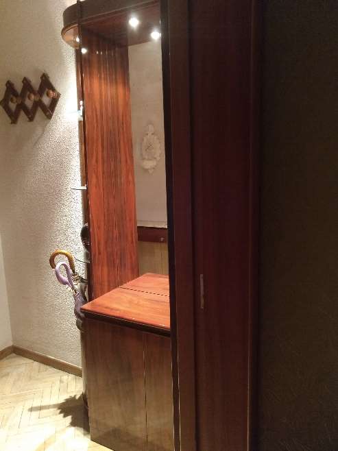 REGALO Mueble de entrada con espejo, luces, armario y paragero 3