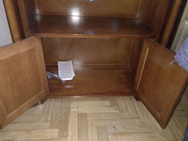 REGALO Mueble auxiliar de madera noble 3