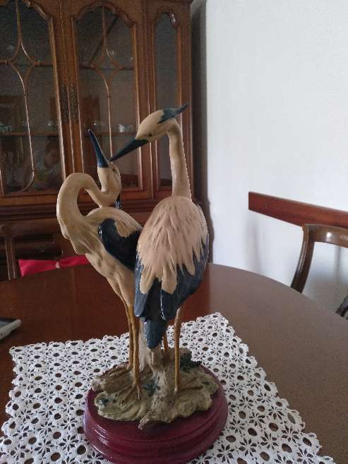 REGALO Figura decorativa cigüeñas REGALO Figura decorativa cigüeñas
