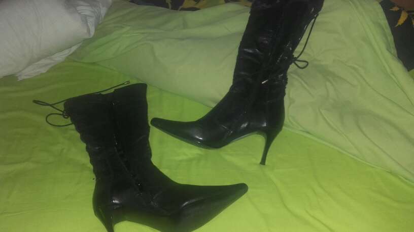 REGALO  Botas negras n38 1