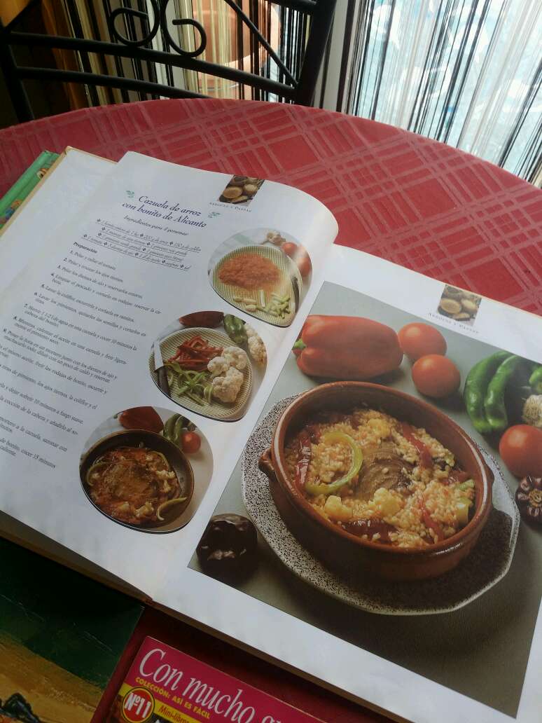 REGALO Lote de libros de cocina y manualidades 4