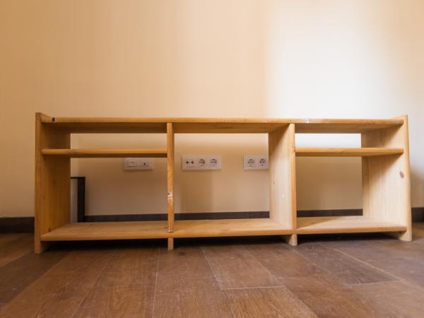 REGALO Mueble madera de pino REGALO Mueble madera de pino