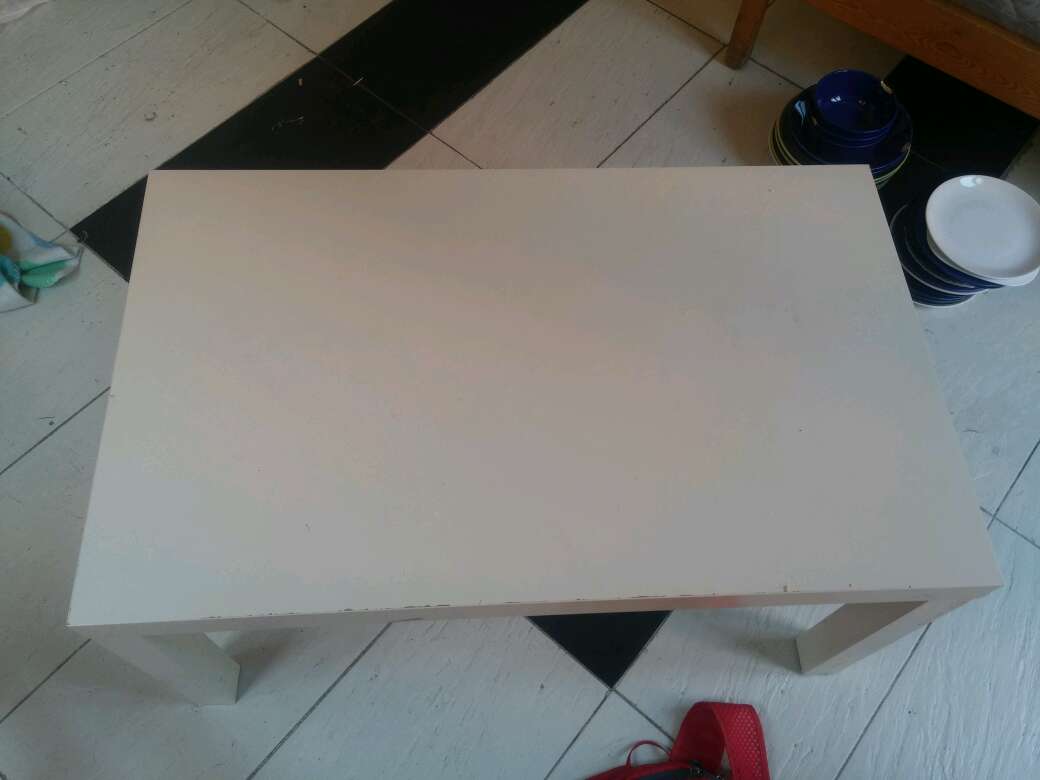 REGALO mesa centro ikea lack REGALO mesa centro ikea lack