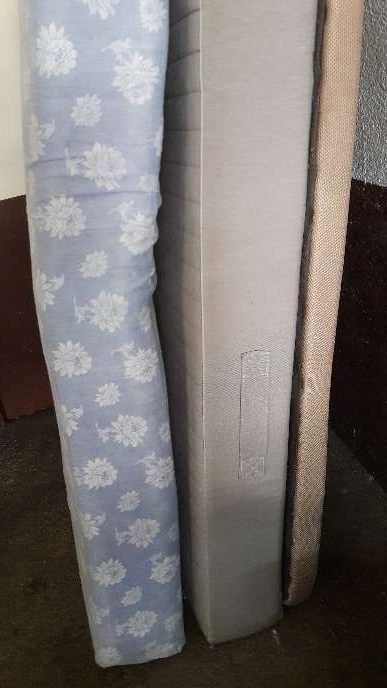 REGALO Aun disponible!!!! Colchones y somier con patas 2