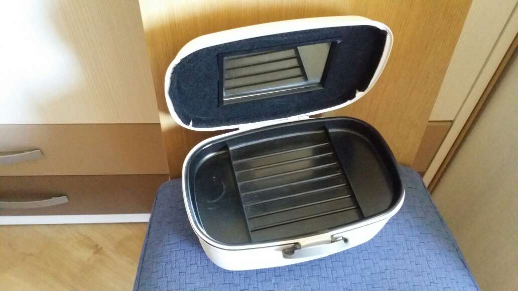 REGALO Neceser viaje 3