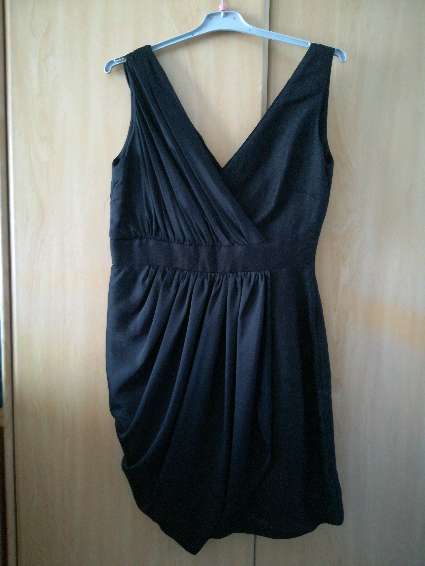 REGALO Vestido negro MANGO talla M-L