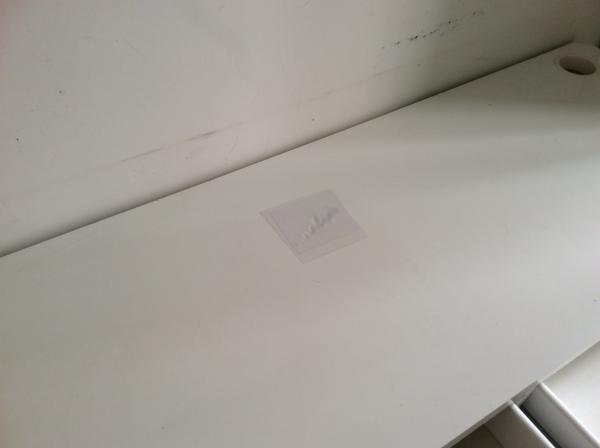 REGALO Escritorio de IKEA en buen estado 4