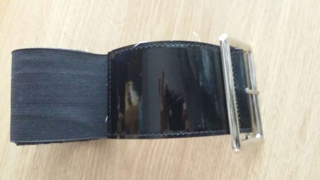 REGALO Lote 4 cinturones mujer 4