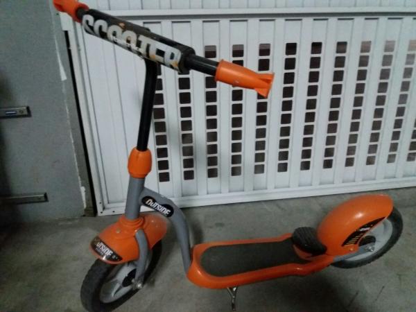 REGALO Patinete infantil