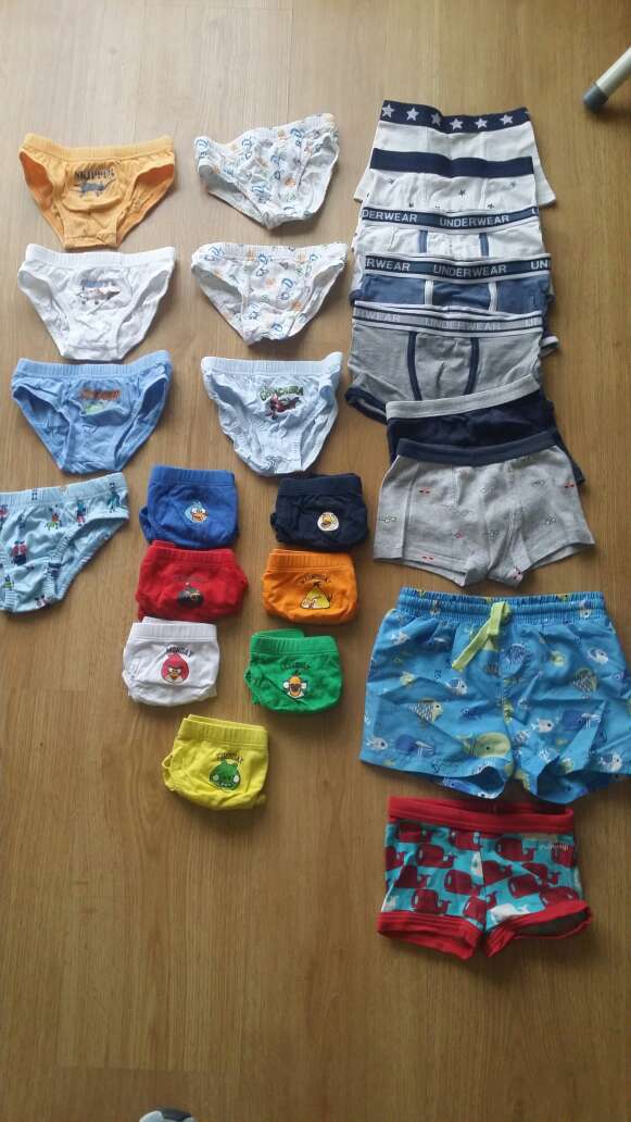 REGALO Gran lote calzoncillos y bañadores 24 meses REGALO Gran lote calzoncillos y bañadores 24 meses