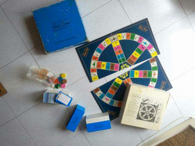 REGALO Trivial pursuit 1