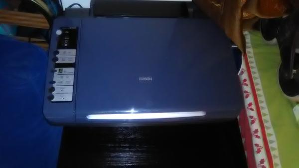 REGALO Impresora Epson Stylus DX 7400