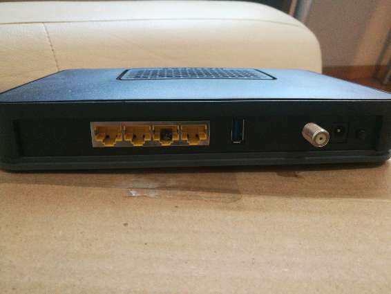 REGALO Router netgear 2